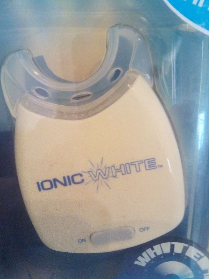 Ionic White Wellquest Light Activated Tooth Whitening System Neu in Sachsen-Anhalt - Halle