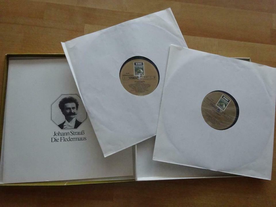 LP (Vinyl), Strauss - Die Fledermaus (2 LP Box)) (Klassik) in Neumarkt in der Oberpfalz
