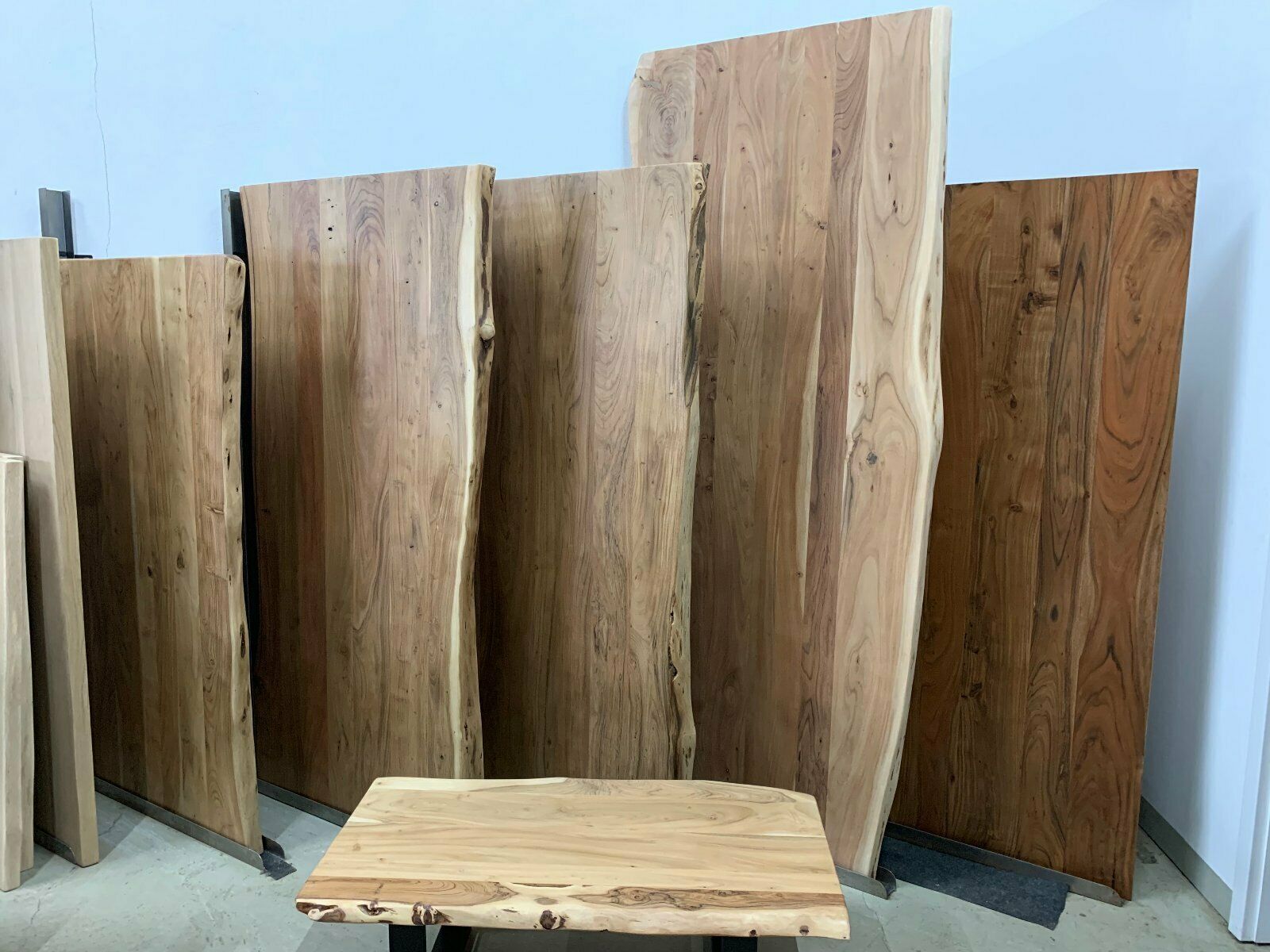 NEU Akazie Esstisch Platten Massivholz Baum Tisch Esszimmertisch gebraucht kaufen  