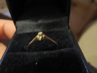 kleiner massiver 585 Gold Solitär Ring 15,5 mm mit 1 Brilliant ! Niedersachsen - Hoya Vorschau