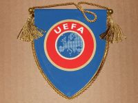 Original UEFA Wimpel Anhänger blau golden unbenutzt NEU & OVP Nordrhein-Westfalen - Troisdorf Vorschau