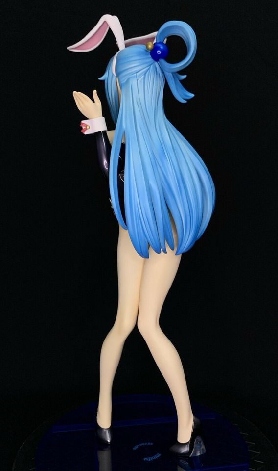 Aqua 1/4 Bunny Bareleg Konosuba Anime Figur B-Style Freeing Neu in Mayen