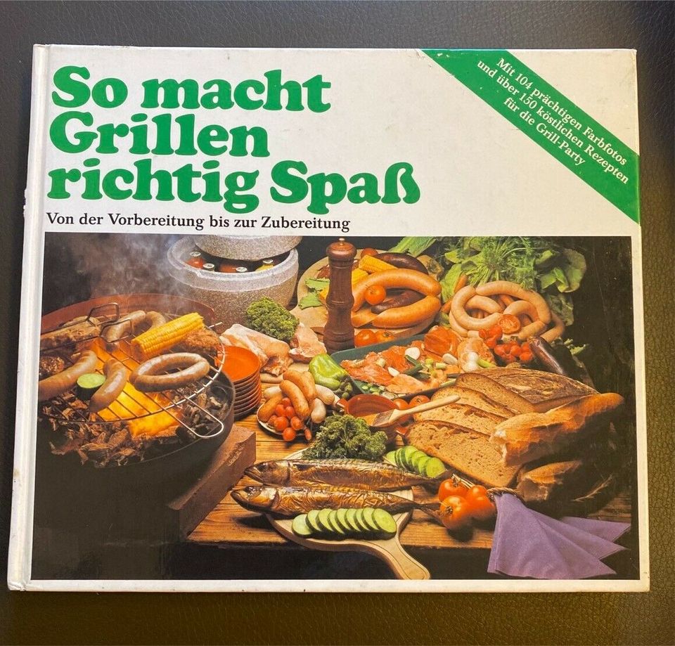 Bücher- backen -grillen - Neues Buch Kochen mit Jamie Oliver in Augsburg