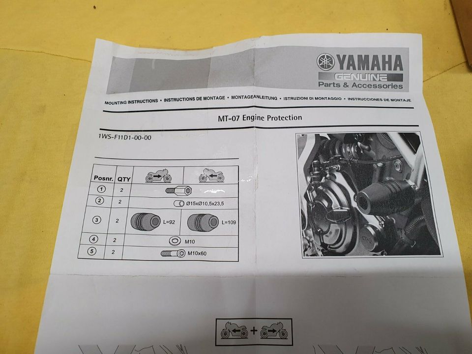 YAMAHA MT07 - Engine Protection Motorschutz Frameslider Schützer in Helmstadt-Bargen