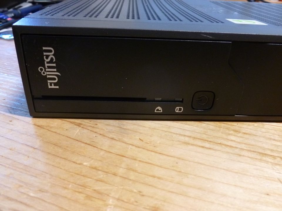 ⭕ Lautloser Mini-Computer Futro S900 mit Windows XP Prof in Reichertshofen