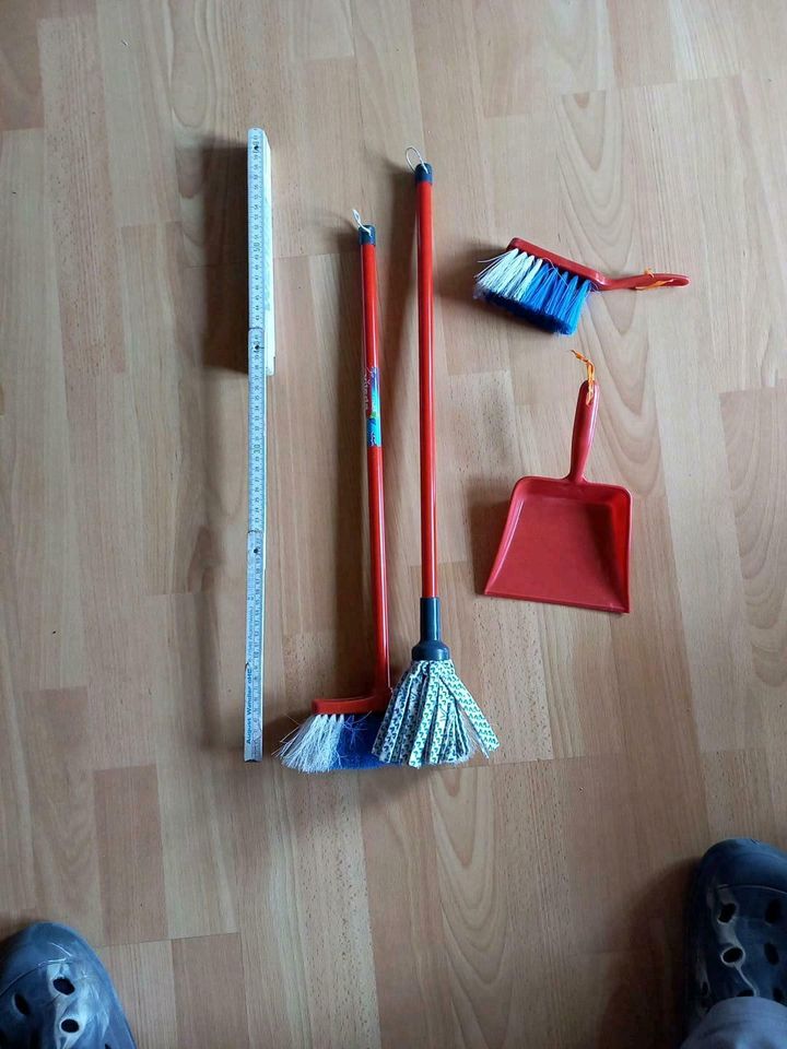 Kinder putz Set von vileda top Zustand günstig abzugebenspielzeug in Schleusingen