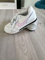 Nike Schuhe / Turnschuh Sachsen - Pegau Vorschau