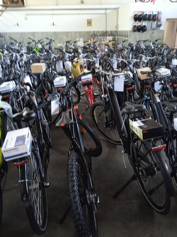 E-Bike  Sonderposten Fahrrad  Elektrofahrrad in Varel