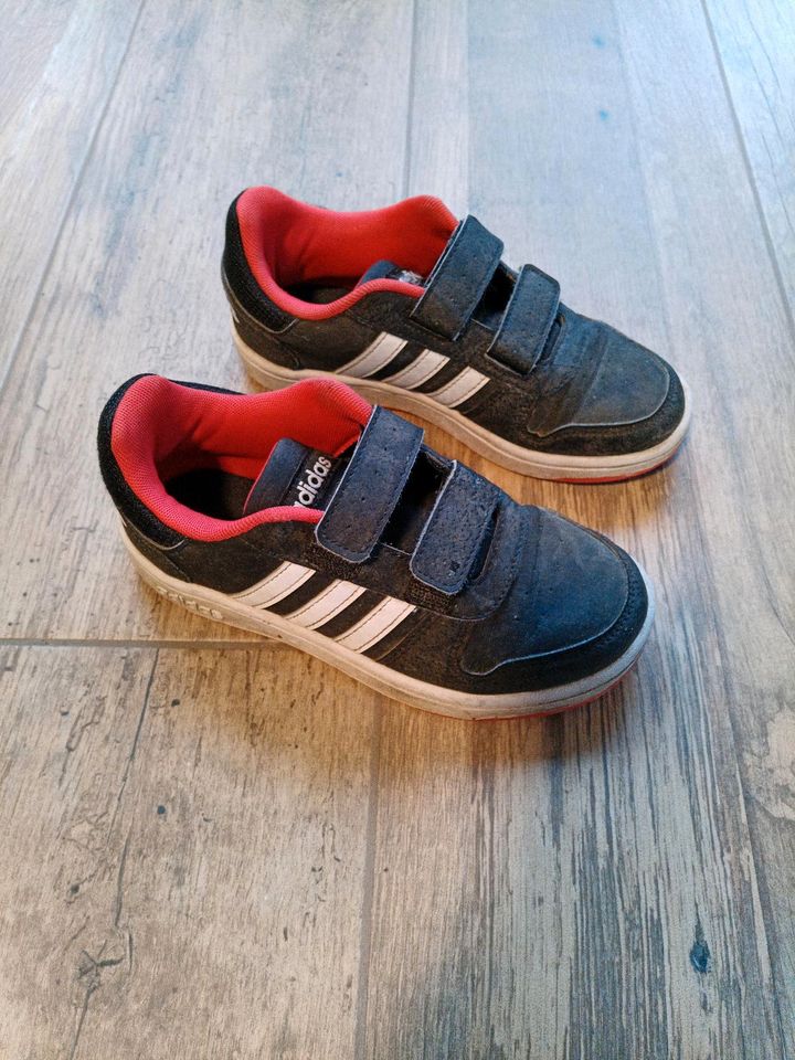 ❤️ Adidas Hoops 2.0 Sneakers Gr. 32 ❤️ in Waldmünchen