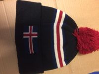 Mütze mit dem Symbol v. Island.. Ist auch orig. aus Island Kreis Pinneberg - Moorrege Vorschau