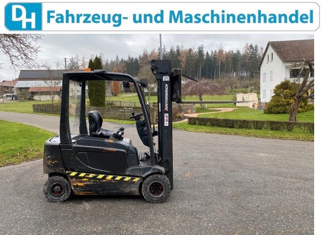 Jungheinrich EFG - VAC 20 MP Elektro Stapler Gabesltapler Triplex in Unterwaldhausen