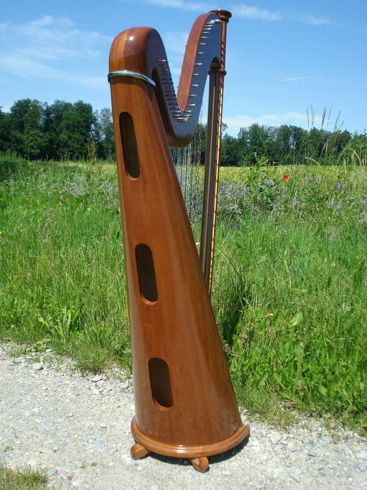 Roundback Harfe Mahagoni 40 Saiten NEU hochwertig + Tasche in Horgenzell