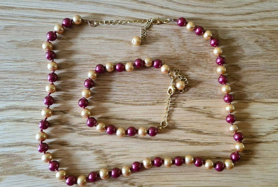Schmuck Ketten Perlenketten Lange Perlen Halskette aus Nachlass 