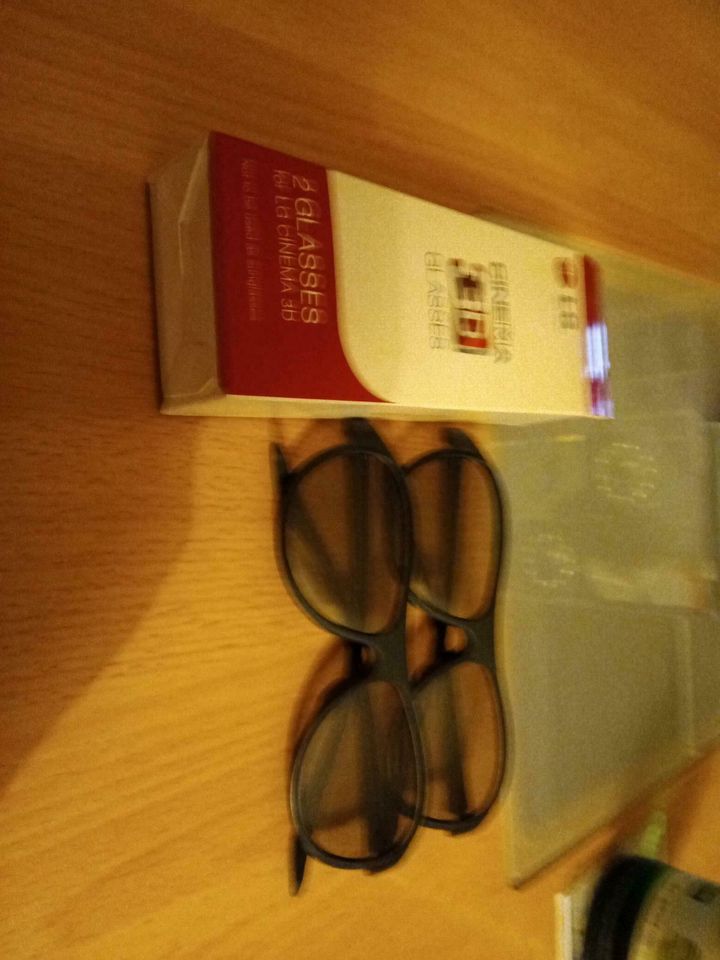 Zwei Drei D Brillen noch neu in Bochum