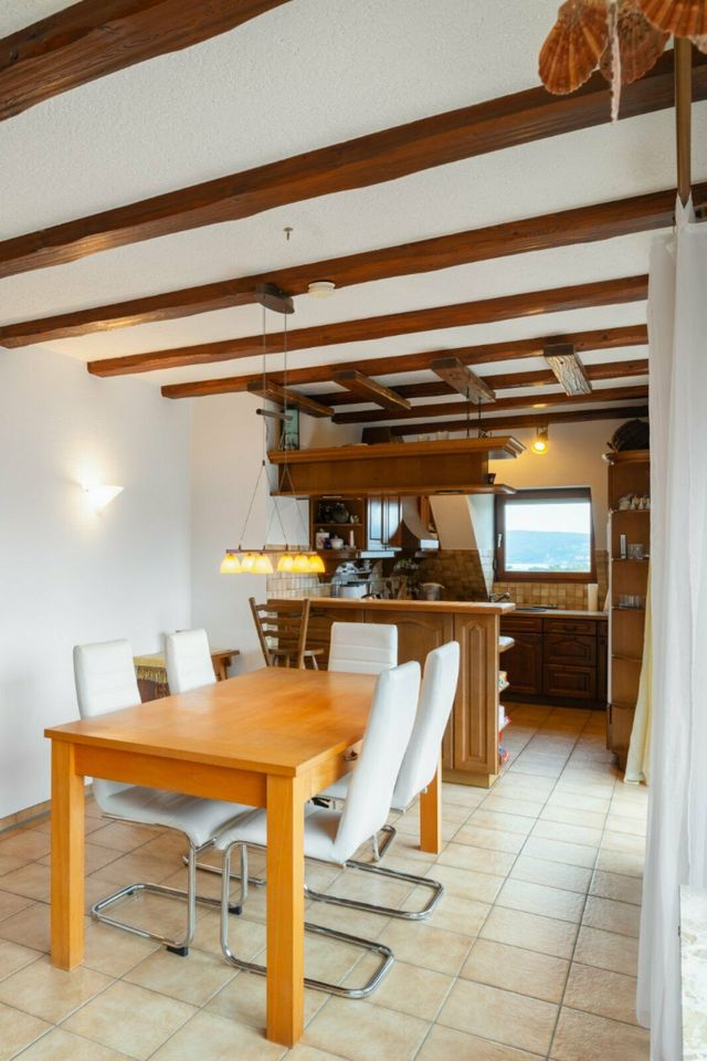 Traumhafte Maisonette-Wohnung mit schöner Ausstattung, 2 Balkone in Konstanz