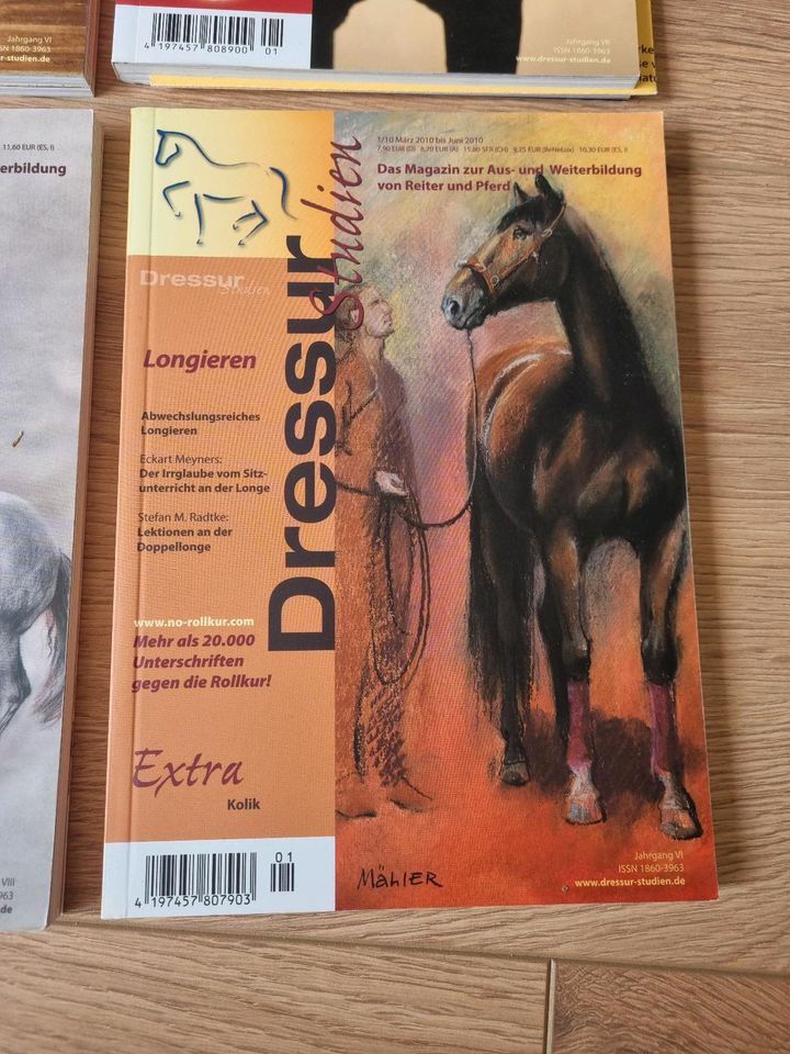 DRESSUR studien Hefte Magazin für Reiter u Pferd in Celle