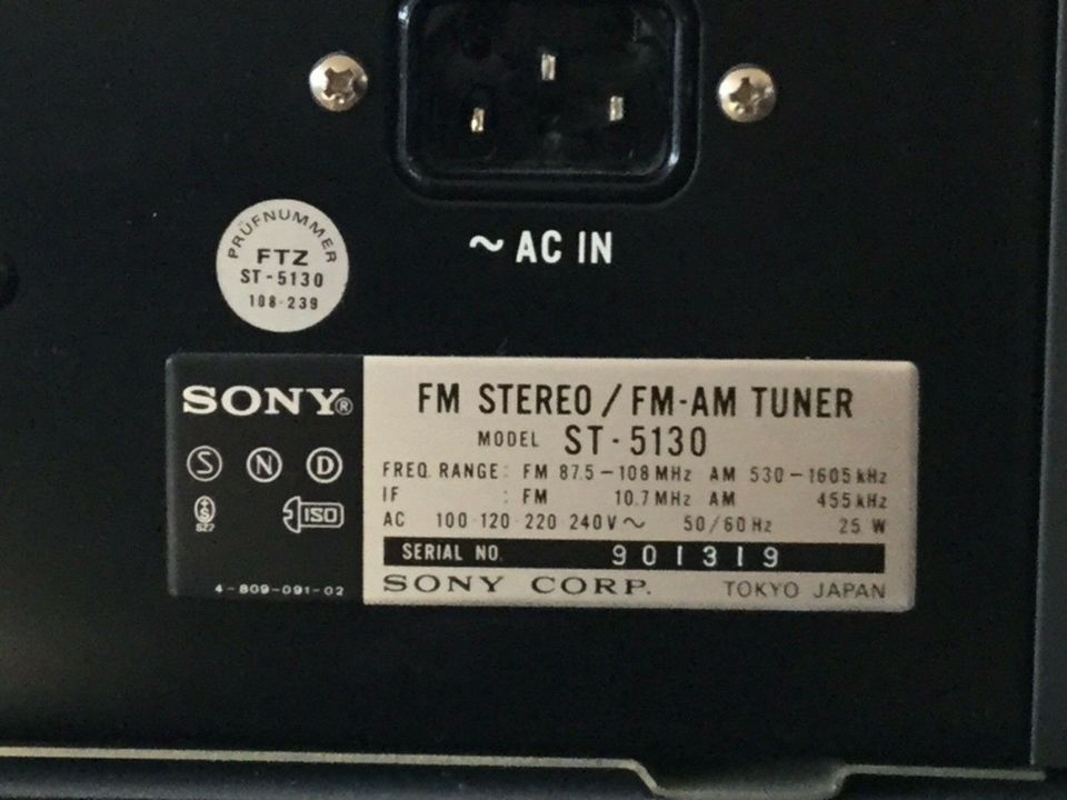 Sony ST-5130 Tuner im Woodcase in Sauldorf