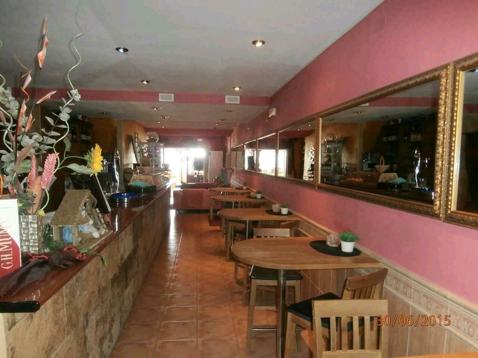 Bar/Cafeteria mit darüberlieg. Wohnung  - C.Blanca/Spanien in Würzburg