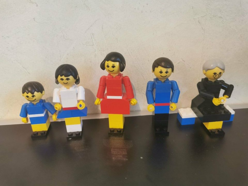 LEGO: 25 GROSSKOPF FIGUREN (aus 200, 205, 210, 256 und 296) in Mainaschaff
