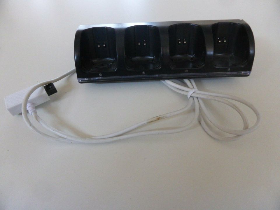 Wii Remote Ladegerät für 4 Controller in Dornstadt
